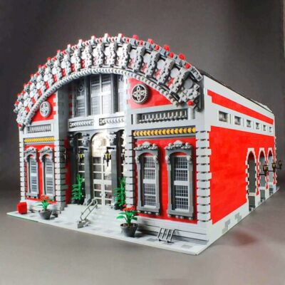 Massive Train Station Modular Building with Roof 7432 Bricks MOC-134062