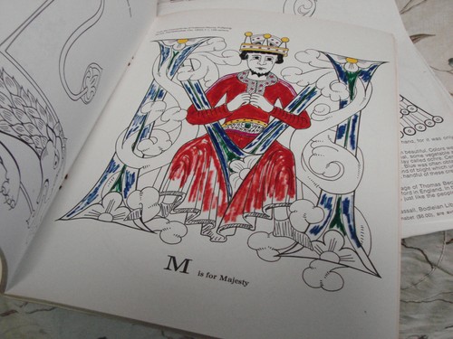 Vintage 1970 Medieval ALPHABET Coloring Book Bestiary Abbey Kells GC - Picture 8 of 9