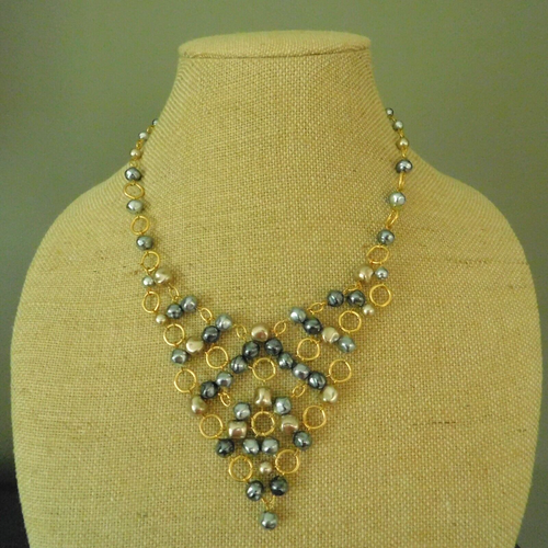 VINTAGE 1980's SIGNED STRONGWATER STUDIO JAY FEINBERG PEARL BIB NECKLACE