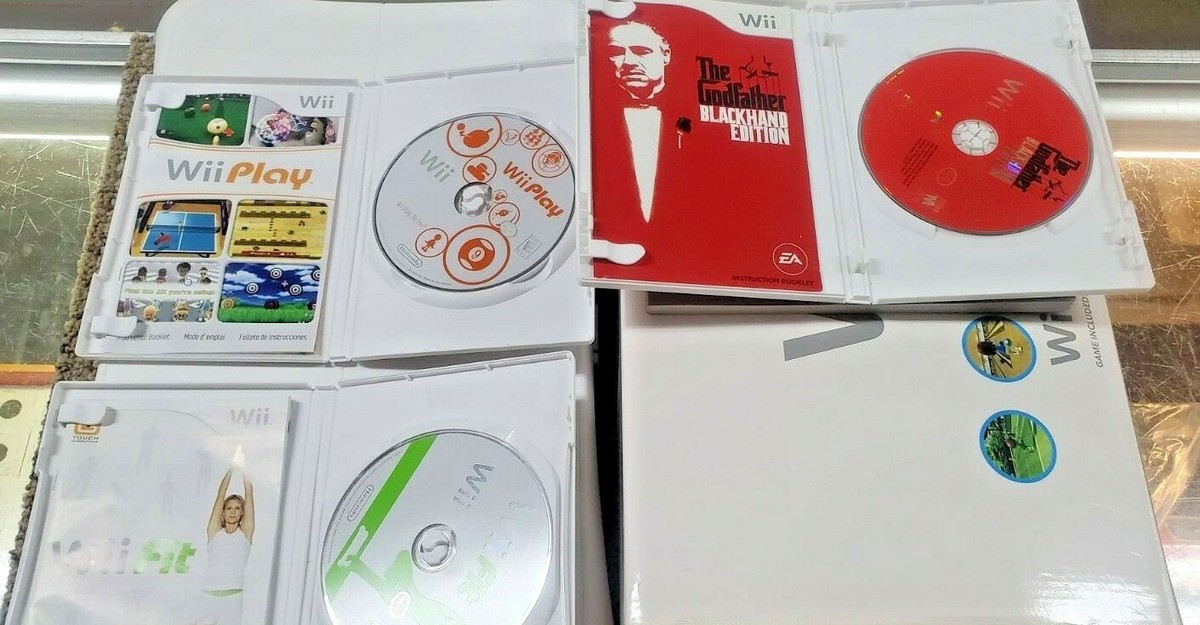 Wiiセット Wii 本体 セット ＋ リモコン￼ 2個 ＋ ヌンチャク 2個 ＋