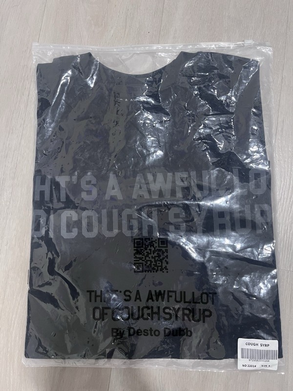 Men's Black Graphic Crew Neck T-Shirt Size S "Awful Lot of Cough Syrup"