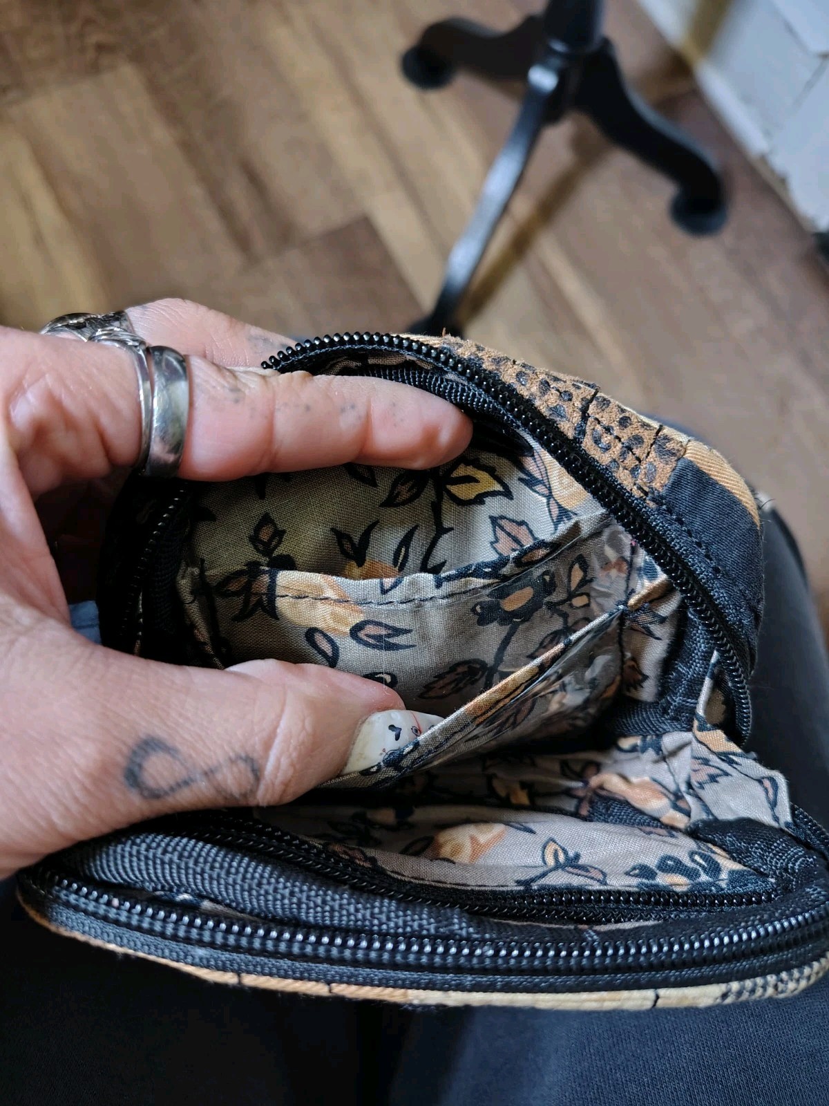 Vtg Patchwork Boho Hippie Donna Sharp Crossbody W… - image 11