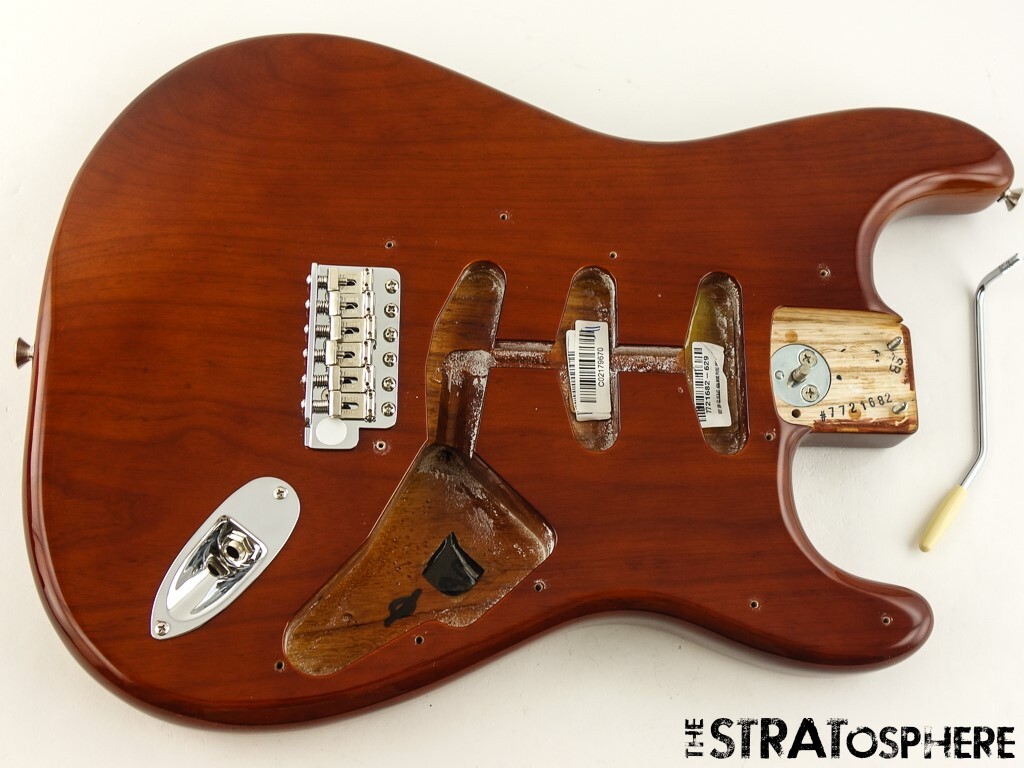 Fender AV II American Vintage 1973 BODY + HARDWARE 73 Strat Ash
