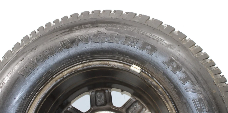 Hummer H3 2006-2008 rueda de repuesto neumático Goodyear 16" P265/75 R16 114S OEM Foto 4 de 4