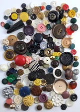 3+ Pounds Sewing Buttons Mixed Materials Sizes Colors Vintage And Modern Lot 6