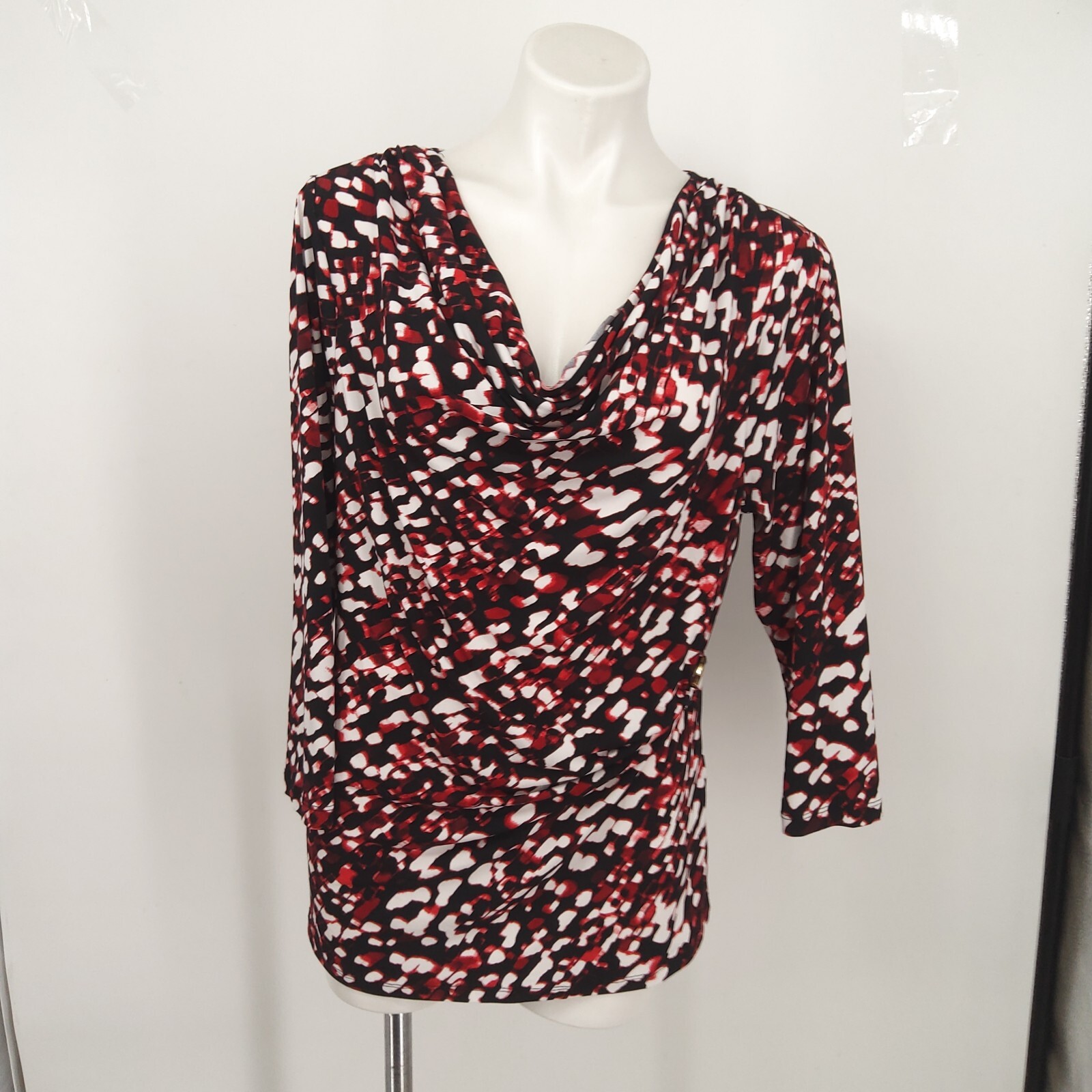 CALVIN KLEIN LARGE PATTERNED BLOUSE - image 1