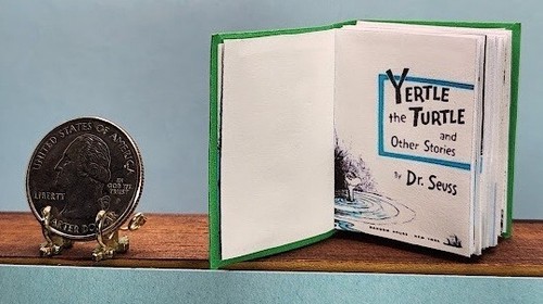 1:6 SCALE MINIATURE BOOK YERTLE THE TURTLE 1958 DR. SEUSS PLAYSCALE BARBIE - Picture 4 of 18