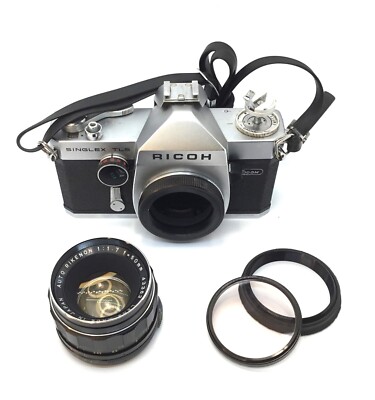 RICOH -SINGLEX TLR 35mm Roll Film SLR Camera Auto Rikenon 1:1,7 F=50mm RARE Lens
