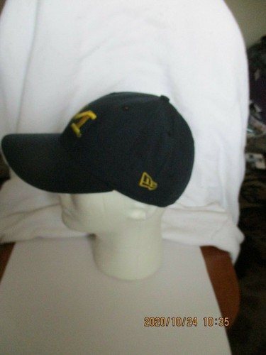 Michigan Wolverines Hat Fitted size 71/4 NEW. - Picture 3 of 3