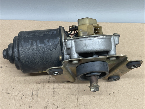 1982–1984 Nissan Maxima Windshield Wiper Motor OEM - Picture 5 of 7
