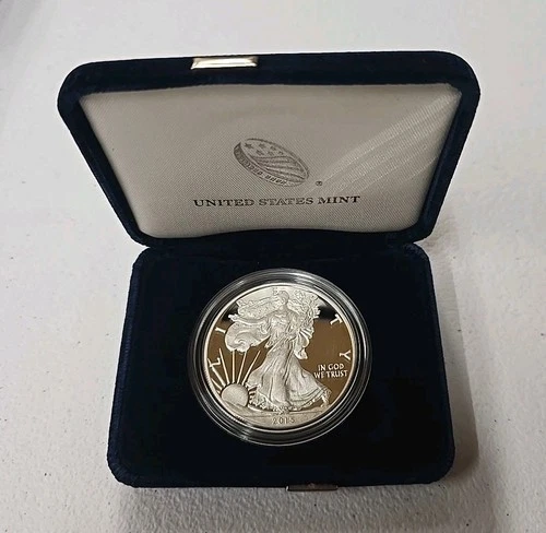 2015 Walking  Liberty American Eagle -1oz Fine Silver-Great Detail-Great Luster