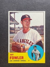 1963 Topps Art Fowler 454 NM/Mt Centered Orange Variation D4