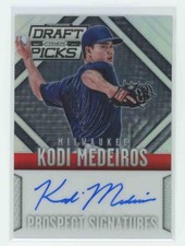 2014 Panini Prizm Perennial Draft Picks Kodi Medeiros #12 Auto Free Shipping