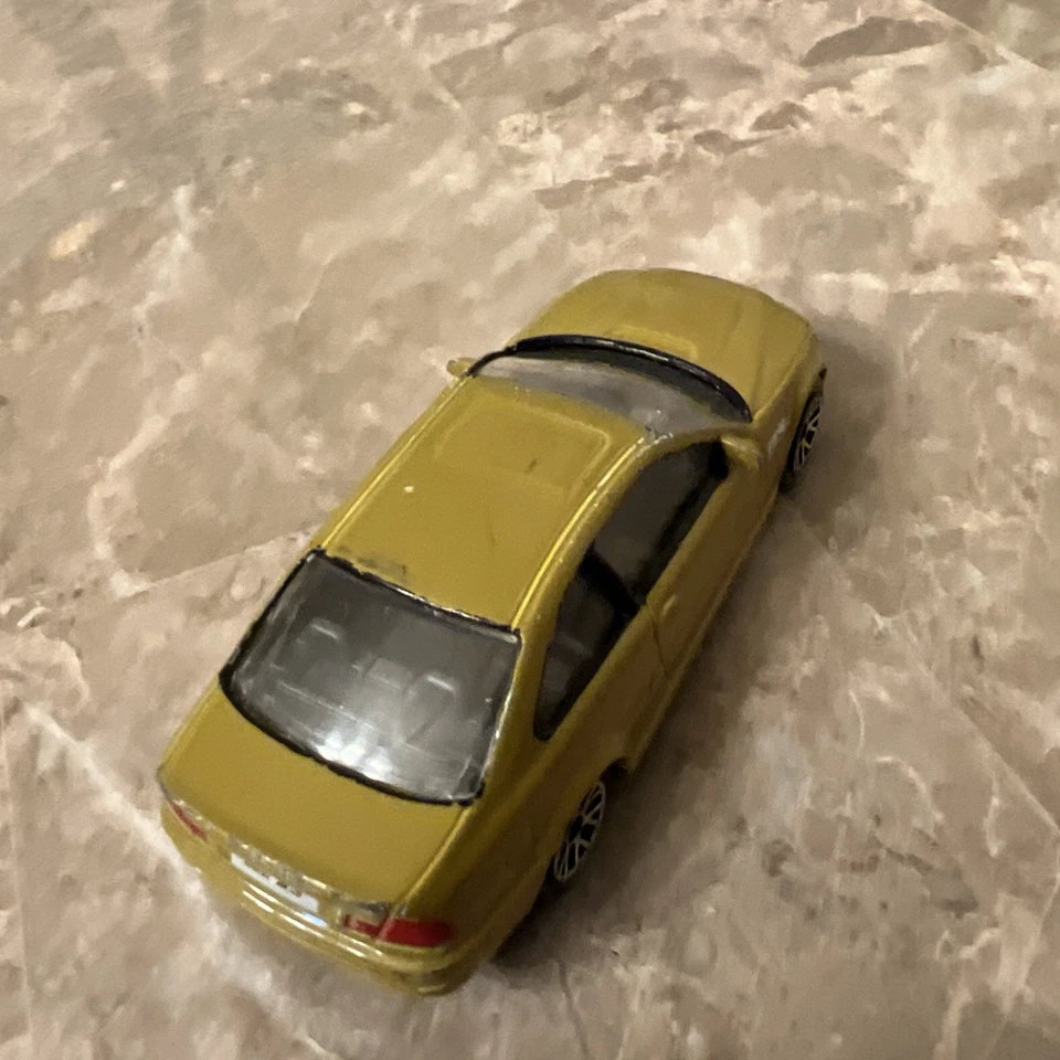 Coche BMW M3 Realtoy - escala 1:59 Foto 3 de 4