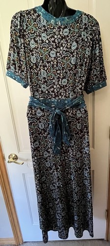 LOFT schwarz/geblümt Paisley Kurzarm Midikleid Größe Medium - Bild 7 von 10