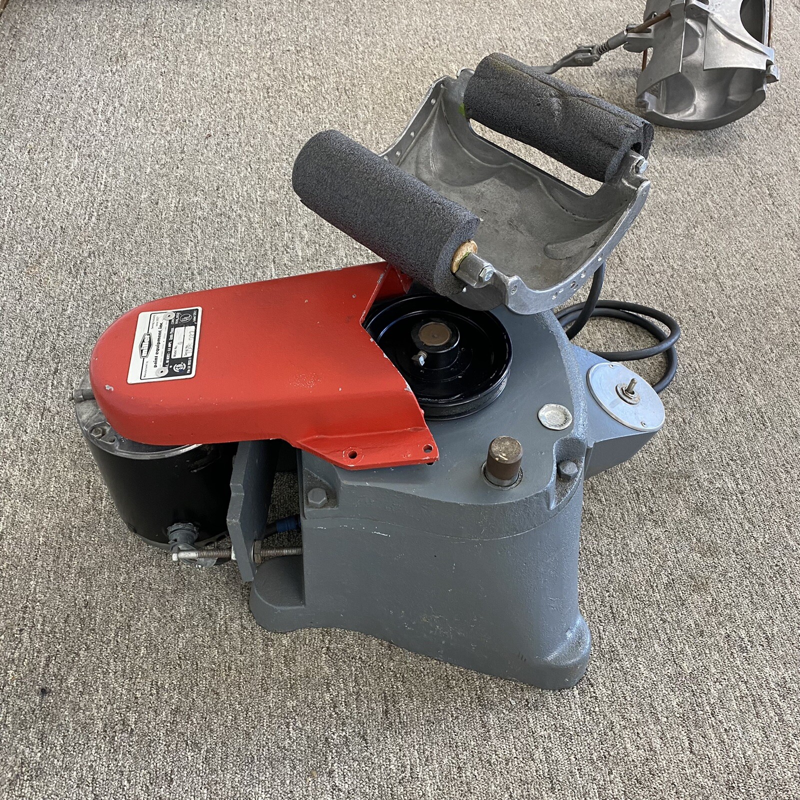 Miller Paint Equipment Model G Dual Can Paint Shaker eBay