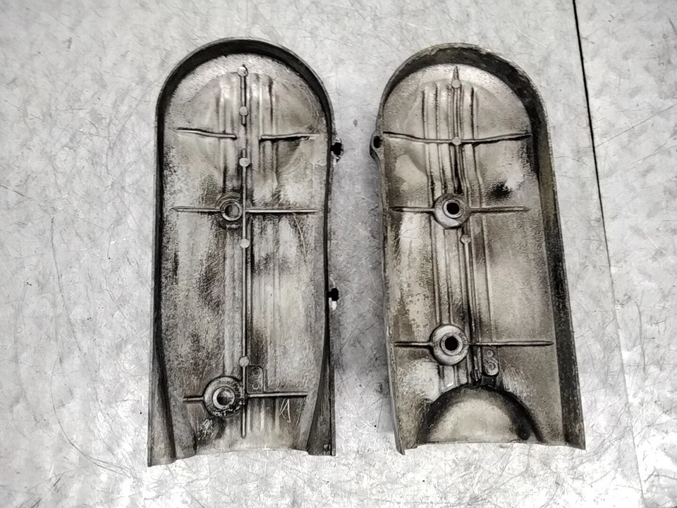 1982 HONDA GOLDWING 1100 GL1100I INTERSTATE ENGINE MOTOR TIMING CHAIN COVER PAIR Foto 2 de 4