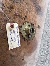 JOHN DEERE TRX24 Snowblower Track Drive Sprocket AM115183