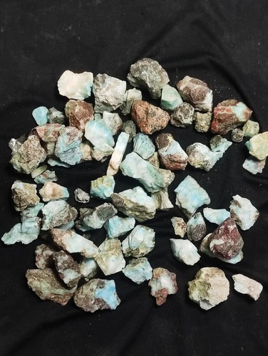 Exquisite Raw Larimar Gemstone - Size 15-45mm - Perfect for Collectors! - Picture 8 of 9