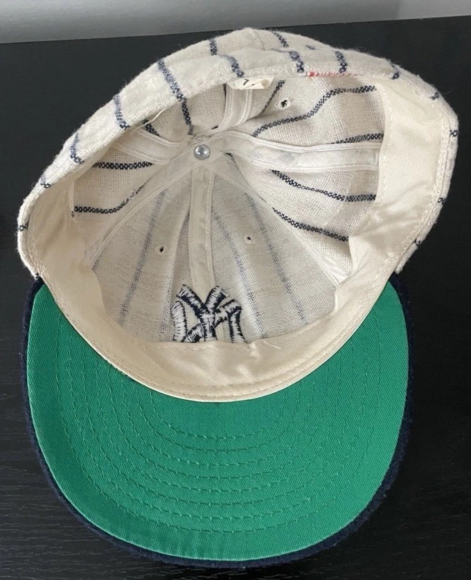 Vintage 80s American Needle MLB New York Yankees Pin Stripe Fitted Hat 7 3/8 - Image 4 of 4