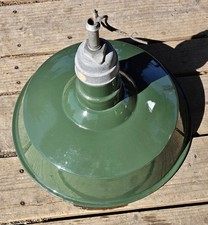 Vintage 16" Zielona porcelana Przemysłowa lampa stacji benzynowej