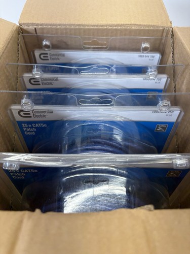 4 of Commercial Electric 25 ft Cat5e Patch Cords Blue New In Box Total Of 100ft - 第 3/5 張圖片