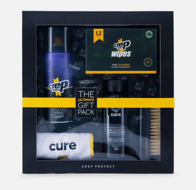 Ultimate Shoe Care Gift Set: Cleaner, Protector, Wipes & Brushes