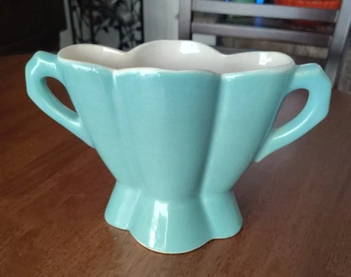 BAUER POTTERY ATLANTA HANDLED VASE CAL-ART TURQUOISE