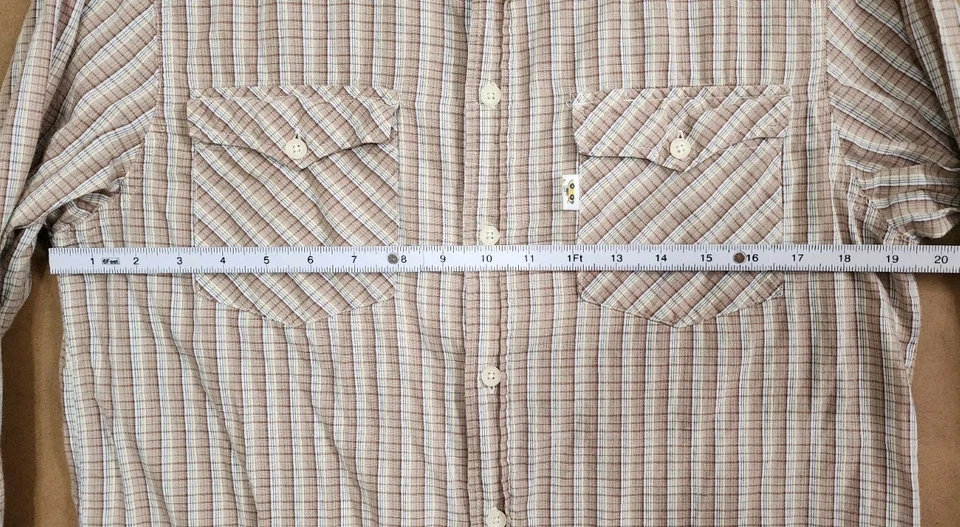 Dan Drehobl elwood Small Long Sleeved Collared Button Up Shirt w/pockets - Image 4 of 4