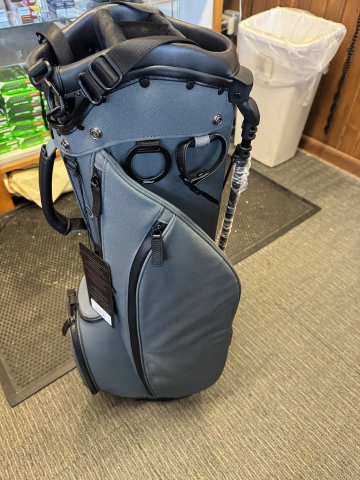 BOLSO DE PIE DE LONA/CARBÓN Titleist Links Legend Edición Limitada Miembros Foto 3 de 4