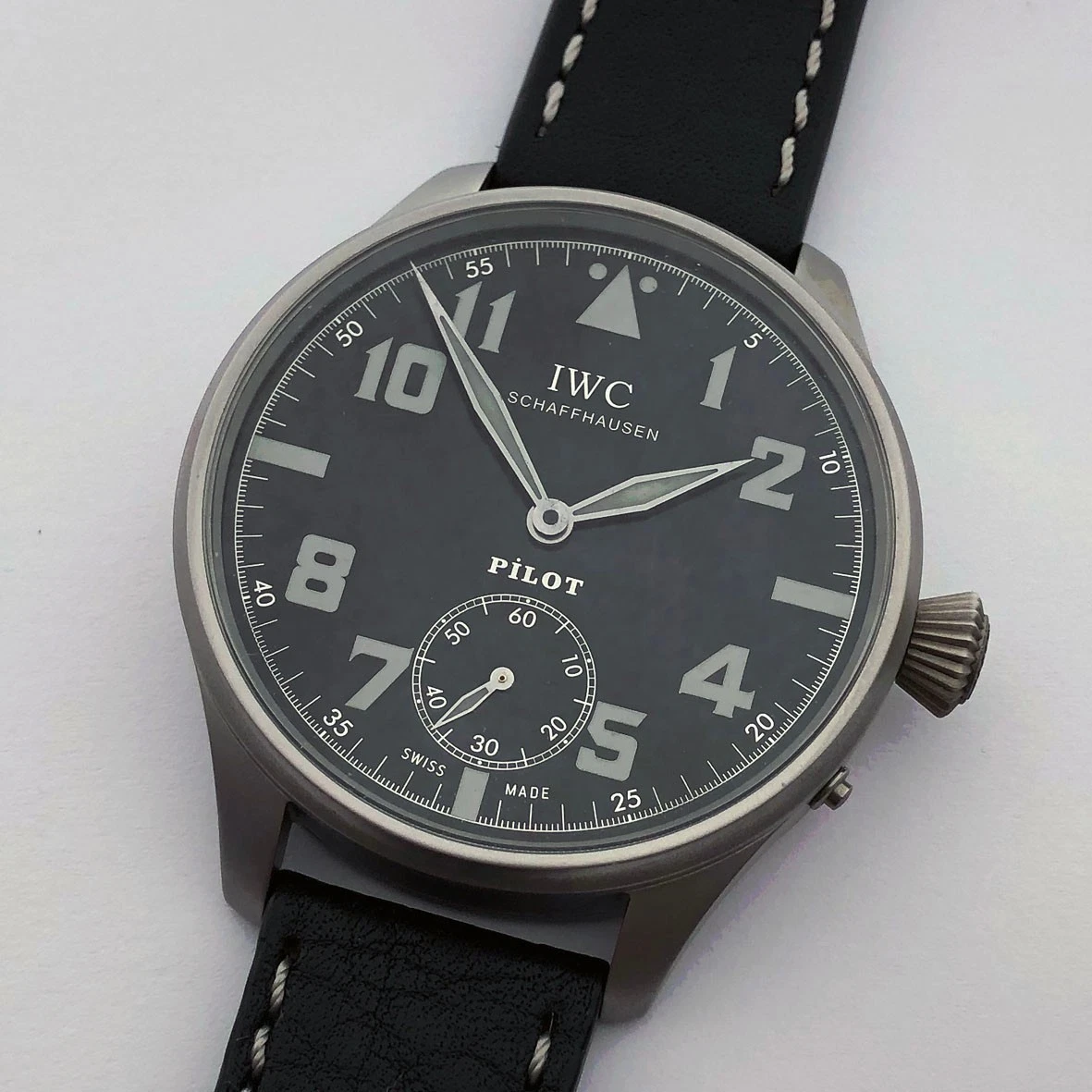 IWC Schaffhausen — Rare Big Swiss Military Wristwatch IWC Schaffhausen Steel Case Pilots WW2 I