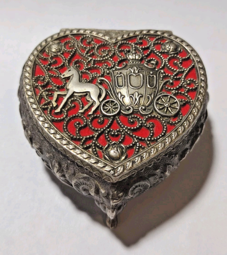 Vintage Metal Heart Shaped Footed Hinged Trinket Box Horse And Carriage
