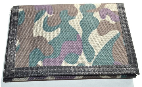 NUOVO portafoglio da uomo materiale mimetico leggero 12x9 cm ragazzi accessori carta monete - Foto 1 di 4