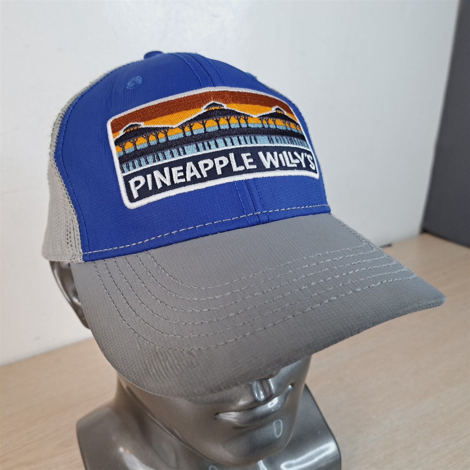 PINEAPPLE WILLY'S DRINK LOCAL ADJUSTABLE SNAPBACK… - image 2
