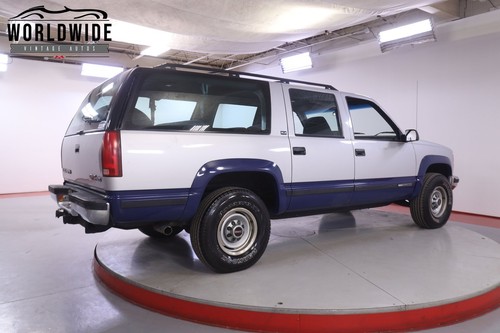 1994 GMC Suburban - Picture 6 of 12