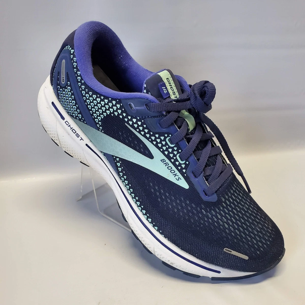 Budget sneakers hotsell 219