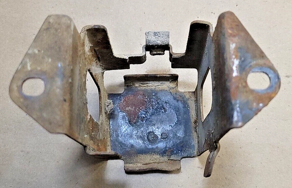 Yamaha LT2 1972 100 caja de batería 304-21240-00-33 estuche soporte LT2M Foto 2 de 4