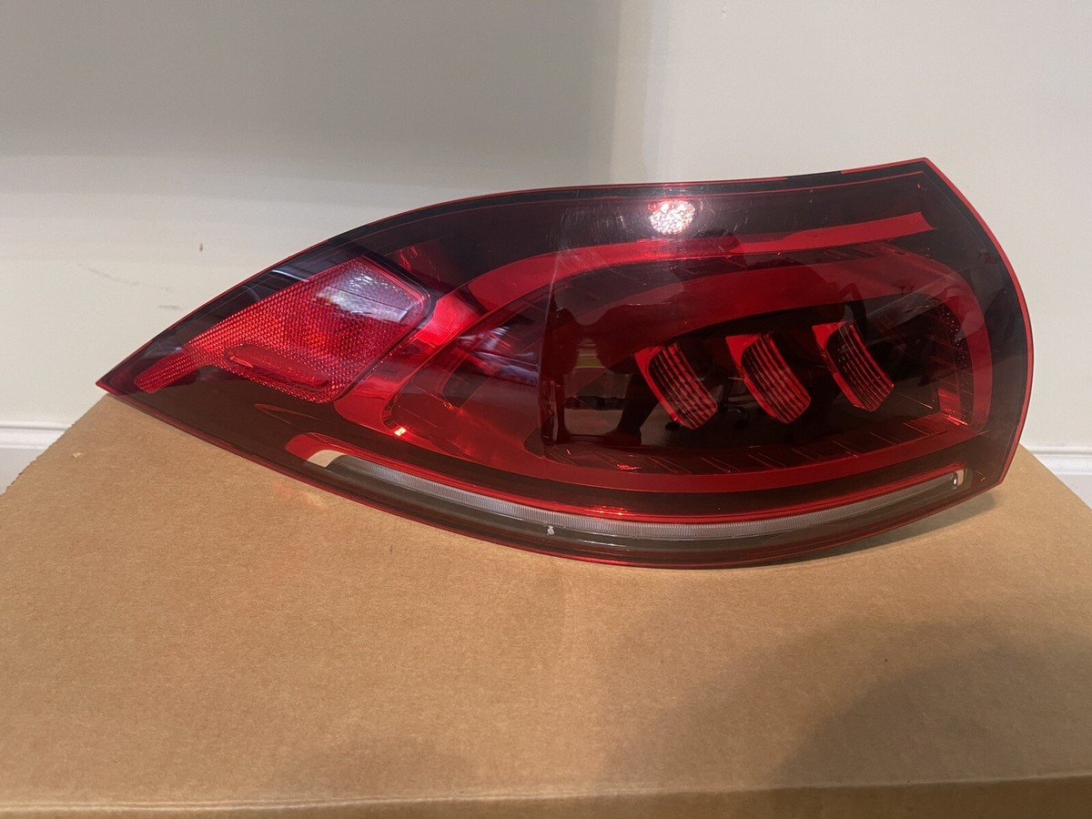 ベンツ W167 右側テールゲートテールライト A1679066807 MERCEDES-BENZ Rear Left Taillight Lamp A1679060807 GENUINE for