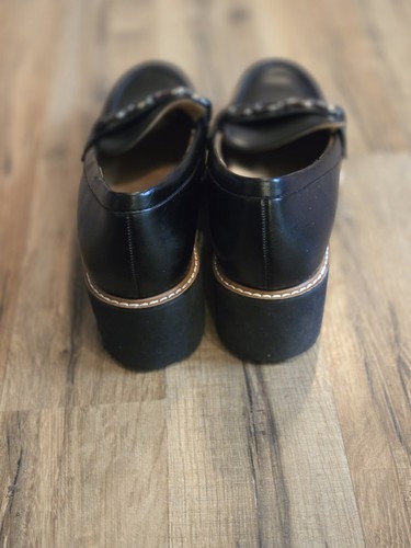 Naturalizer Cabana Lug Sole Loafers black Faux Leather Silver Buckles Size 8 - Picture 4 of 7