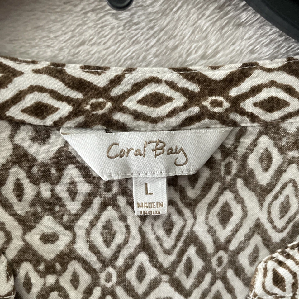 Coral Bay 女式上衣多色大号几何图案长袖 V 领 — 第 2/4 张图片