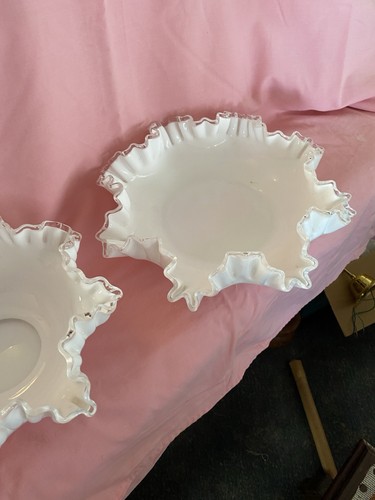 Vintage Fenton Hobnail Milk Glass Ruffled Bowl 19 cm wide VGC - Picture 5 of 5