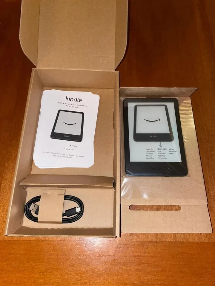 Kindle 2022 eBook Reader 6 Pollici 16GB Nero Senza Pubblicità | Amazon Warehouse - Immagine 2 di 3