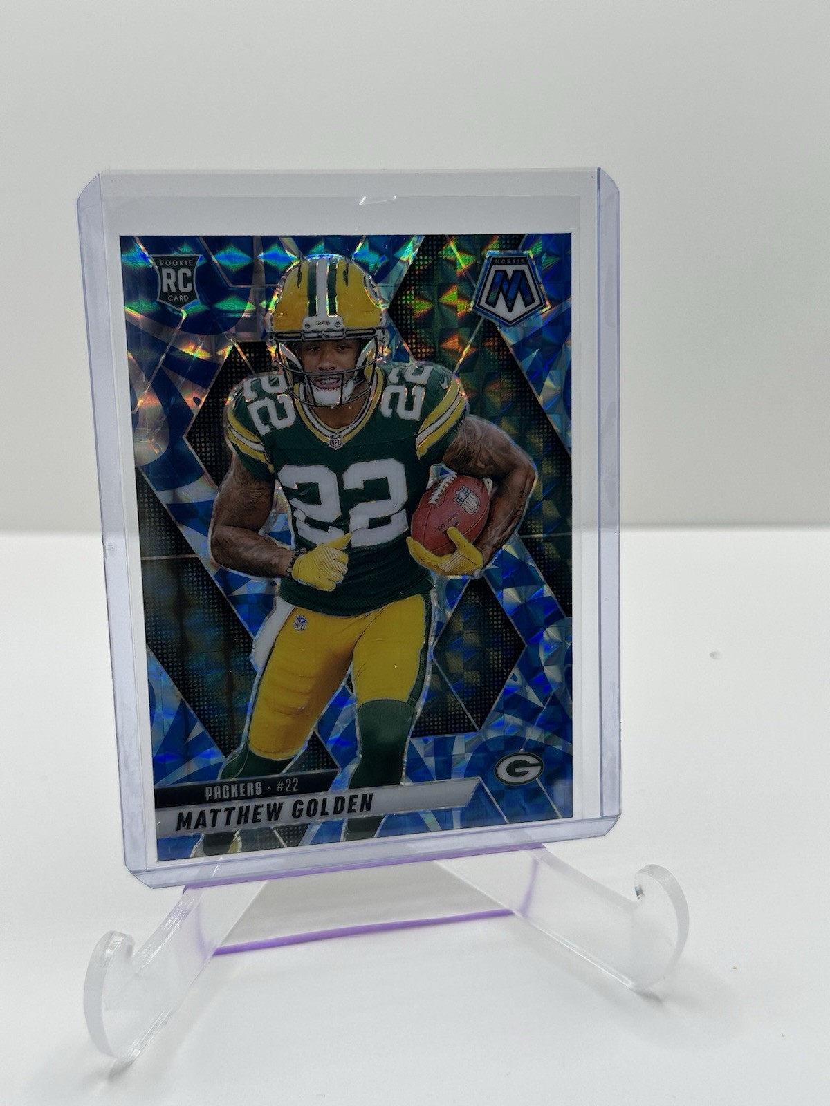 2025 Panini Mosaic Matthew Golden Rookie Blue Reactive Prizm #323