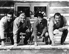 8b20-17051 Lorne Greene Dan Blocker Michael Landon Pernell Roberts TV Bonanza 8b