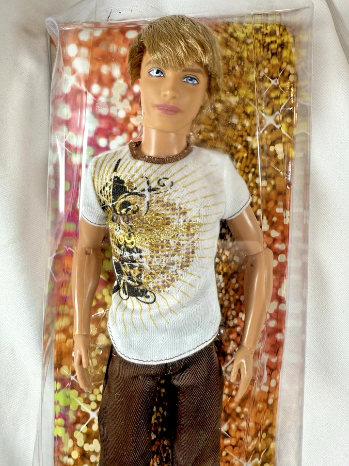 Muñeca Ken Fashionistas 2012 cabello enraizado brazos articulados Ultimate Boyfriend NRFB Foto 2 de 4