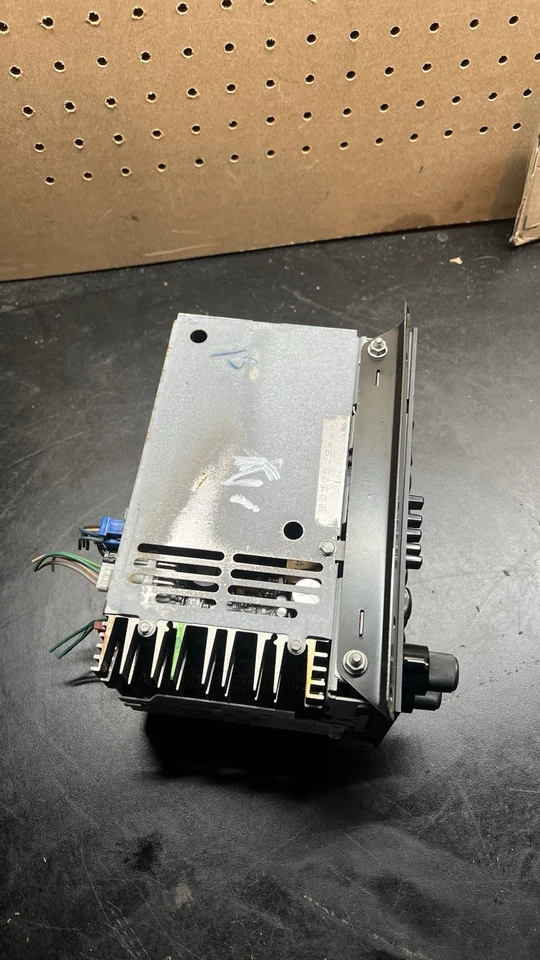 1991 92 93 1993 Buick Park Ave Lesabre GM Delco Cassette Radio Aux - Image 4 of 4