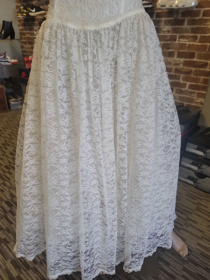 Gunne Sax By Jessica McClintock Wedding Off White Off Shoulder Lace Dress - Image 4 of 4