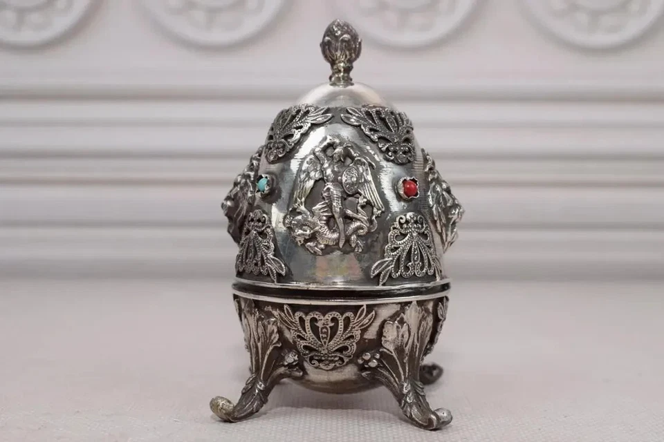 Huevo de Plata Cazador - Cabeza de León Plata 84 - Caja de Plata Estilo Antiguo Imperial Foto 2 de 4