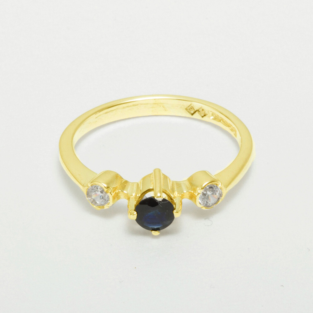 9ct yellow gold natural sapphire ring 9ct yellow gold natural sapphire ring
