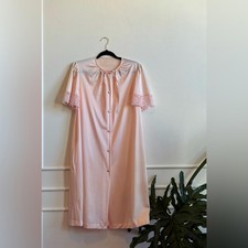 Vintage Vanity Fair Soft Pink Lace nightgown